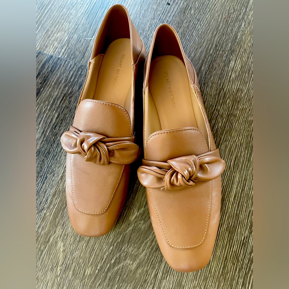 Stuart weitzman Bandeau Loafer new in box size 7